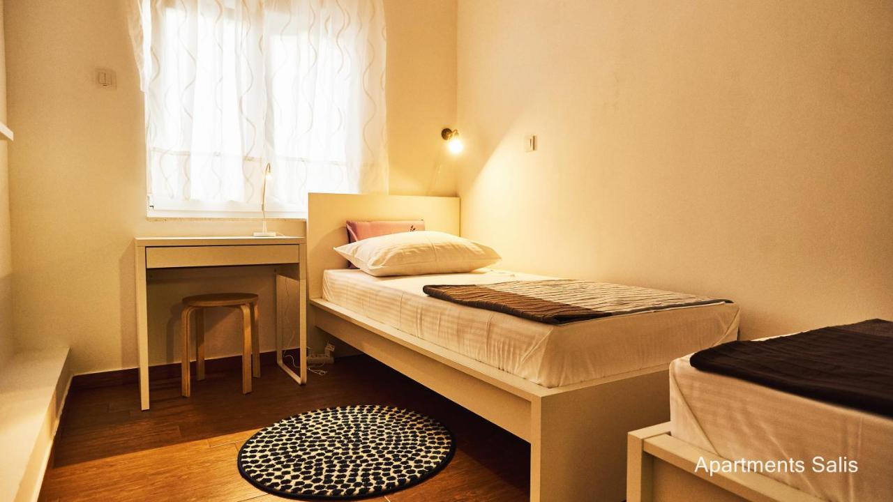 Salis Apartments Vrsi Extérieur photo